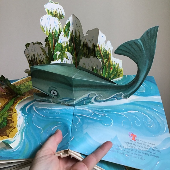 The Adventures of Dr. Doolittle Pop Up Book - Picture 3 of 5